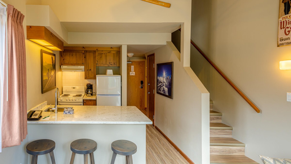 Bear Country Property Management (2018) Ltd.-Cahilty #365-image-1
