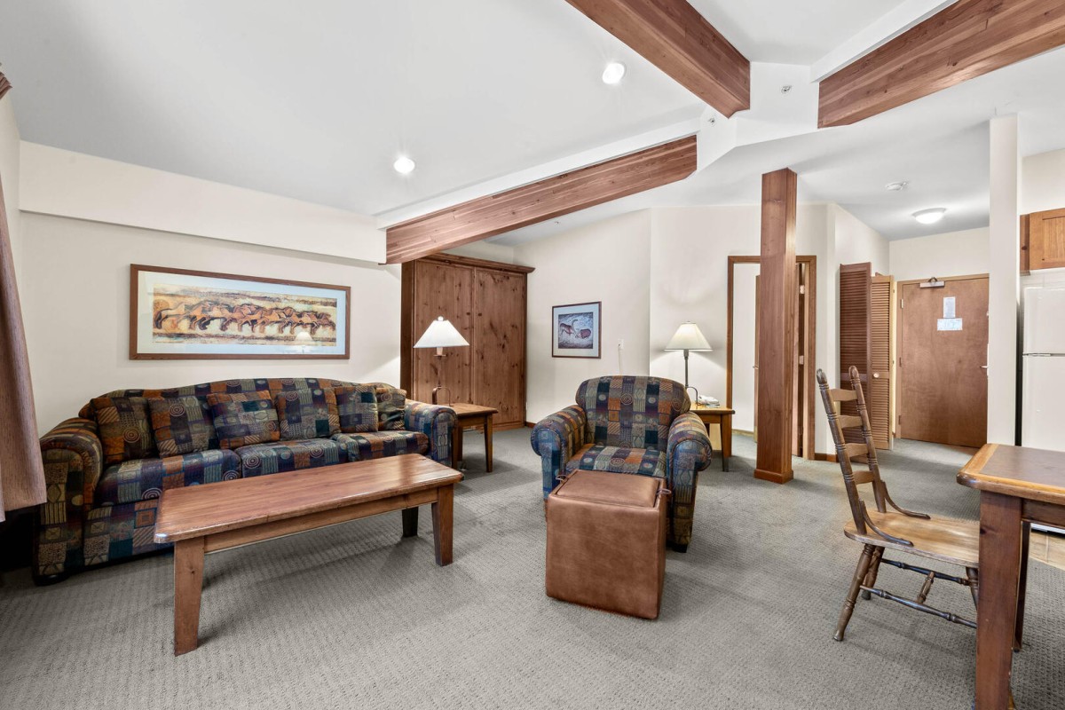 Bear Country Property Management (2018) Ltd.-Cahilty #417-image-1