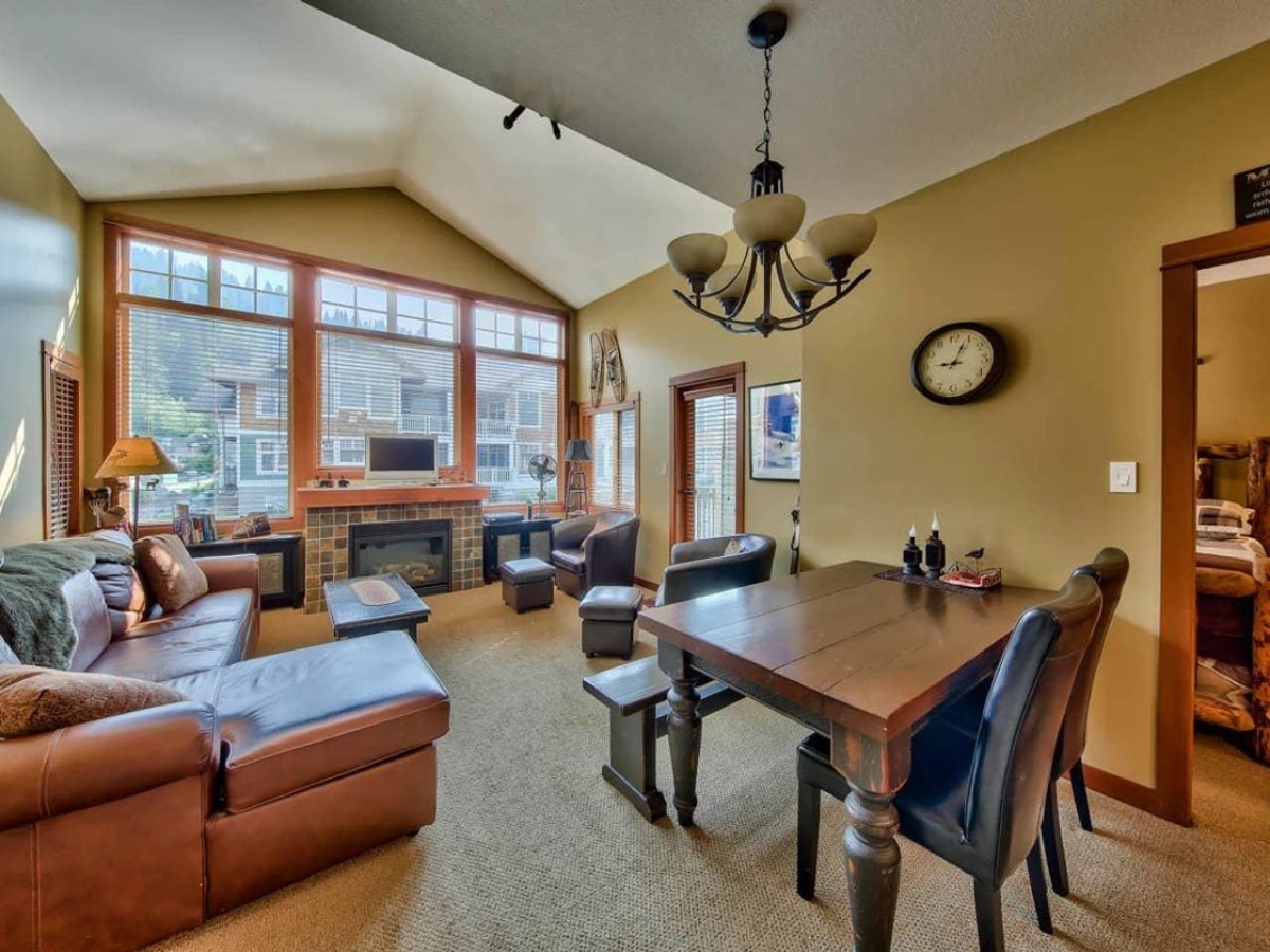 Bear Country Property Management (2018) Ltd.-Settlers Crossing #70-image-1