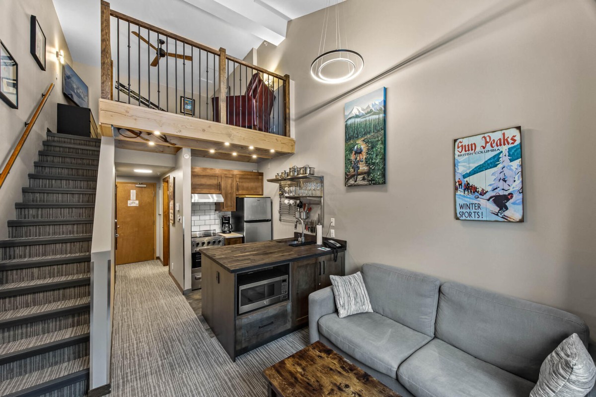 Bear Country Property Management (2018) Ltd.-Cahilty #445-image-1