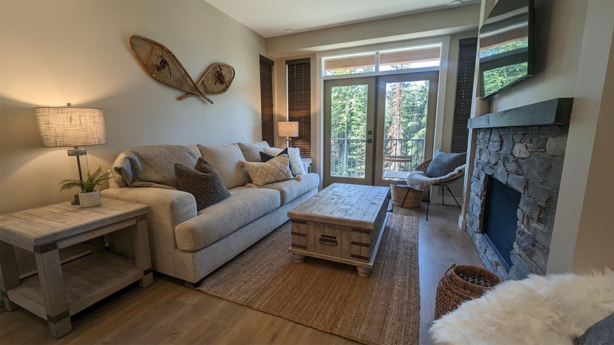 Bear Country Property Management (2018) Ltd.-Altitude #36-image-1