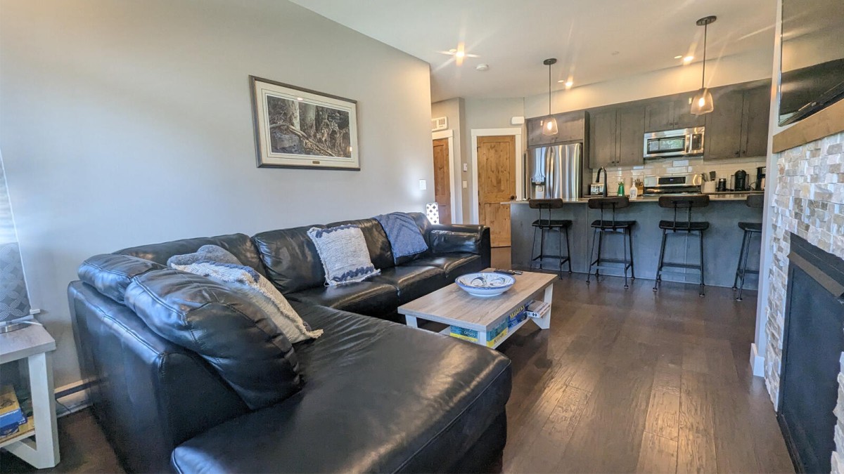 Bear Country Property Management (2018) Ltd.-Echo Landing #13-image-1