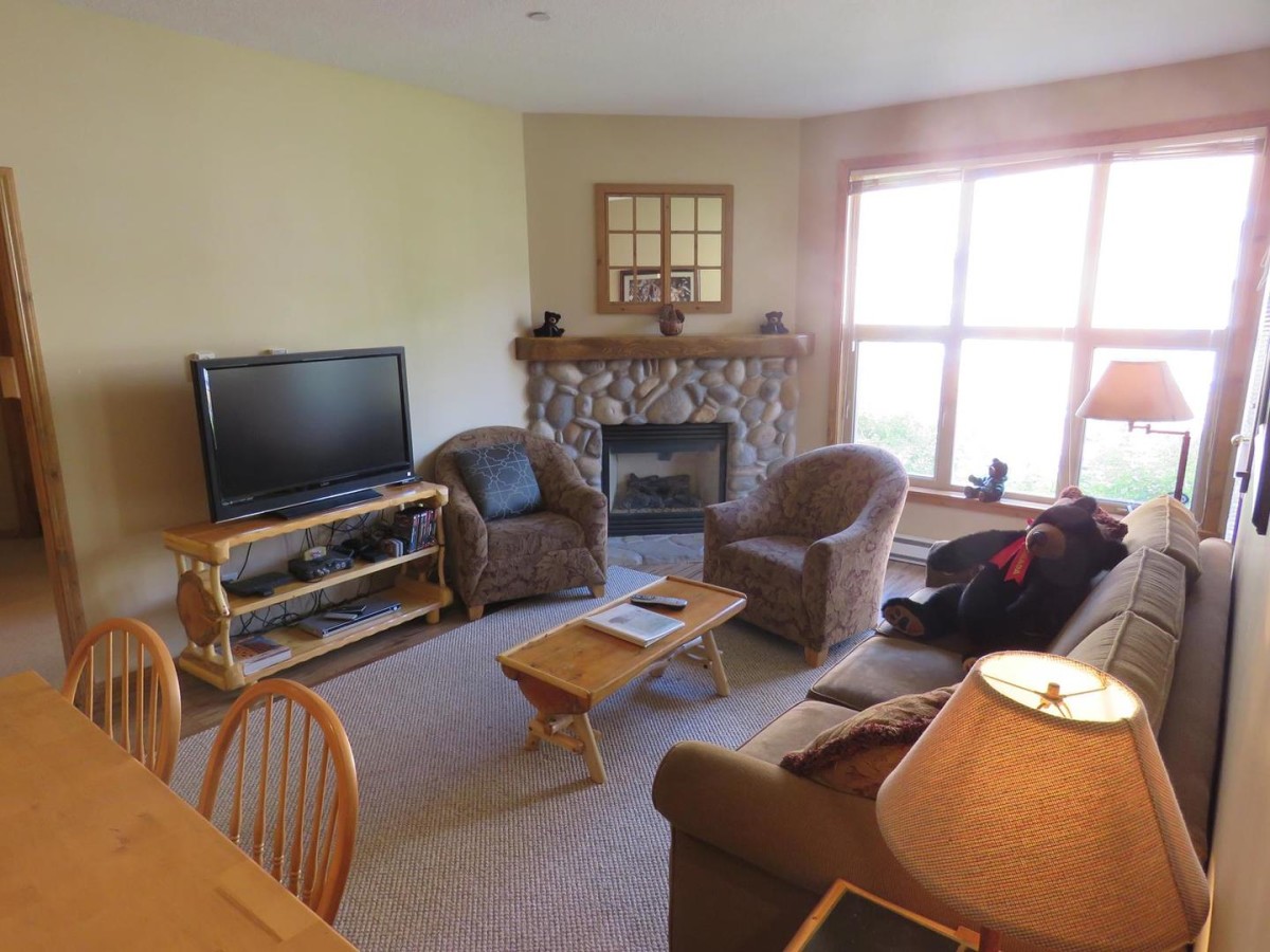 Bear Country Property Management (2018) Ltd.-Crystal Forest #63-image-1