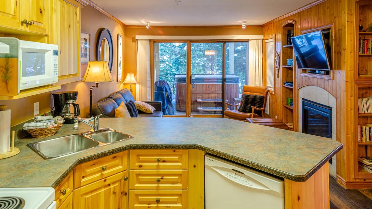 Bear Country Property Management (2018) Ltd.-Snow Creek Village #48-image-1