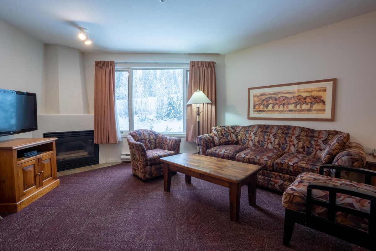 Bear Country Property Management (2018) Ltd.-Cahilty #205-image-1