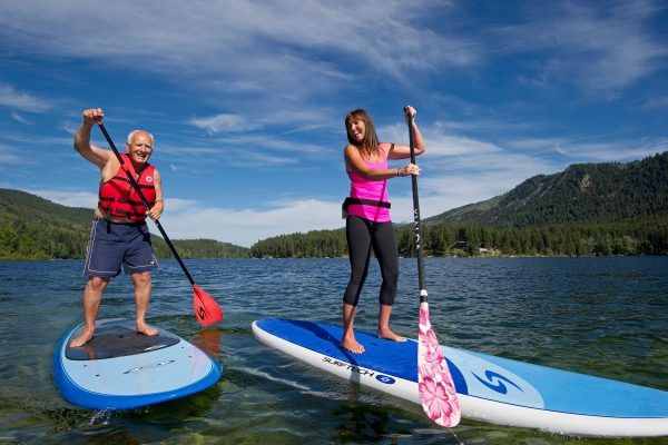 Paddleboarders in Sun Peaks