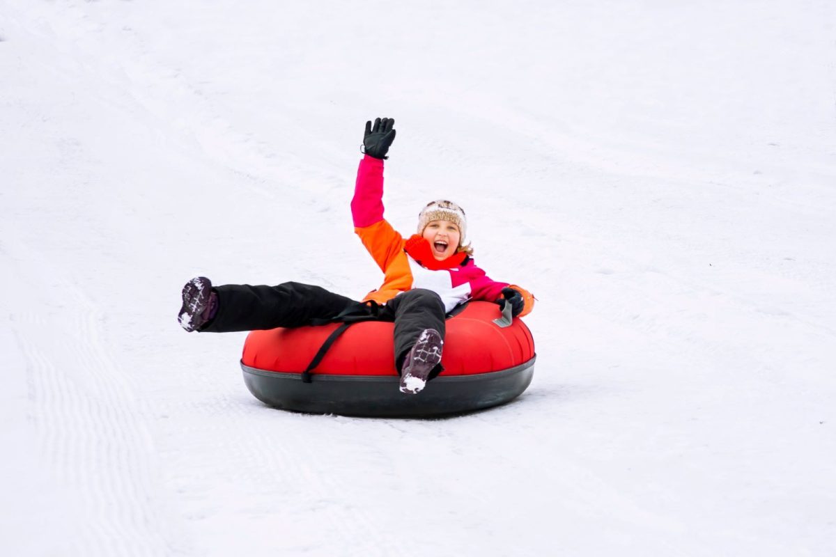 child snow tubing